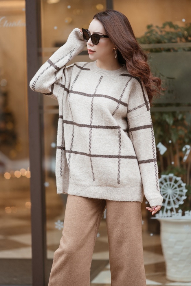 Sau khi tuyên bố làm mẹ đơn thân, Trà Ngọc Hằng khoe vẻ đẹp đầy kiêu hãnh giữa trời đông Hà Nội-4