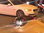 Va chạm mạnh với xe BMW ngã xuống đường, nữ sinh viên bị xe buýt cán tử vong-3