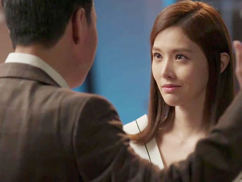 Chồng ghen tuông không ngừng đay nghiến chuyện cũ của vợ, nhưng đến khi nhận được cái ngàn vàng thì đắng cay không để đâu cho hết-3