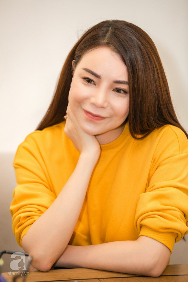 Trà Ngọc Hằng: Tôi bỏ thai thì mọi người mắng vô nhân đạo, đến lúc nuôi con một mình lại bảo là ích kỷ!-4