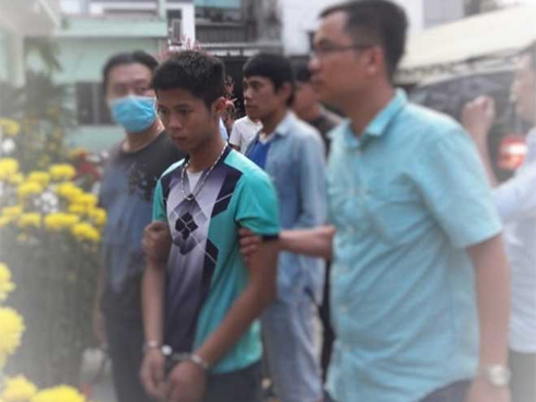 Cô gái 29 tuổi sắp lấy chồng bị tạt axit hỏng 2 mắt trên phố Sài Gòn-2