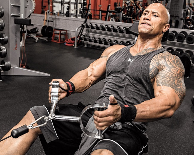 Loạt nam thần mới có body sánh ngang The Rock, người hùng Rambo-6