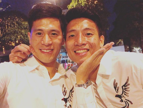 Tư Dũng theo mẹ ra chợ bán thịt ngày 30 Tết, vèo cái đã hết sạch: Có con trai đẹp lợi ghê!-3