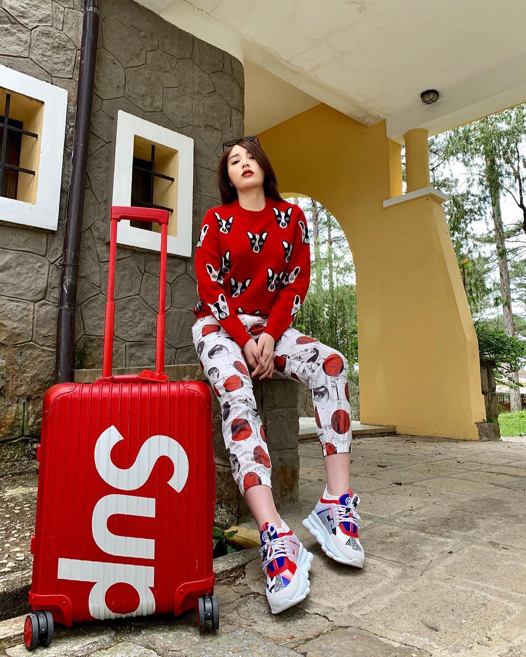 Lạ như Kỳ Duyên: tóc tai càng cầu kỳ lại càng xấu, cứ đơn giản lại thần thái hết nấc-8