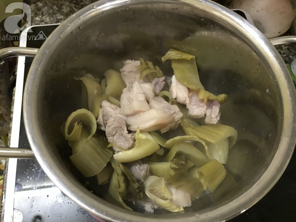 Đảm bảo nồi cơm nhà bạn hết bay nếu nấu món thịt kho kiểu này-3