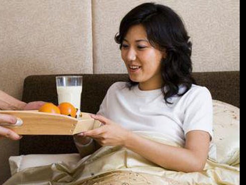 Dự sinh con đúng ngày Tết, em cười ra nước mắt với cái tên bà nội đặt cho bé