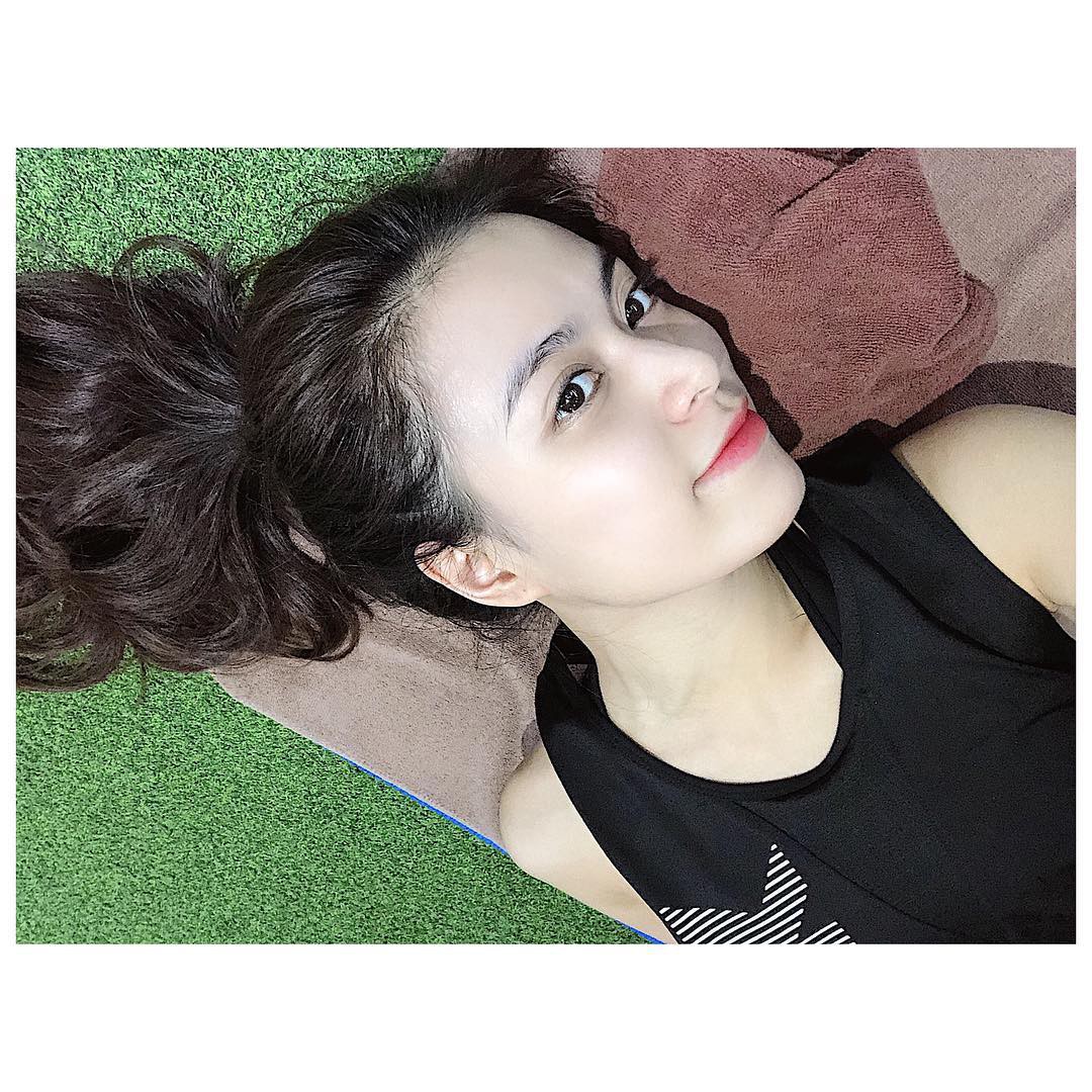 Làm đẹp theo cách này, chẳng trách Hoàng Thùy Linh luôn nằm trong top Mỹ nhân mặt mộc khả ái nhất-5