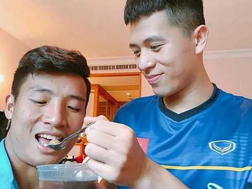 Mẹ Đình Trọng tiết lộ kẻ gian hay nghe lén mỗi lần cô gọi điện hỏi thăm con trai-4