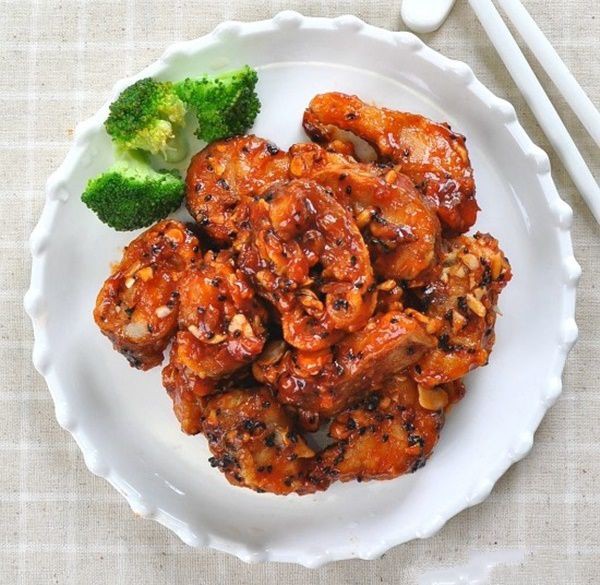 Học người Hàn làm món cá chiên xốt mặn ngọt ngon cơm hết ý-6