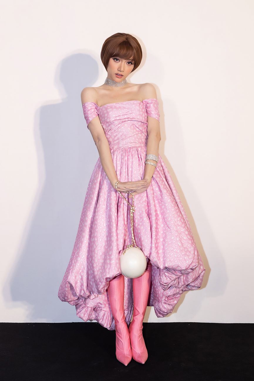 Hoa hậu Thu Thảo tái xuất sau sinh con, vẫn đẹp tựa thần tiên tỷ tỷ-13