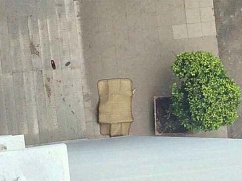 TP.HCM: Bị gia đình ngăn lấy chồng, thanh niên 22 tuổi nhảy từ lầu 4 chung cư dẫn đến chấn thương nặng-5