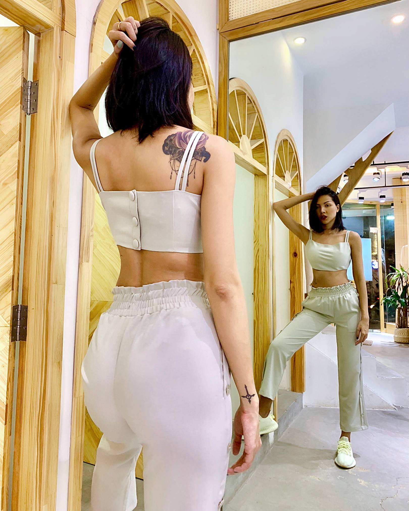 Gu mặc nóng bỏng, nghiện khoe da thịt của bạn thân Hoa hậu Kỳ Duyên-10