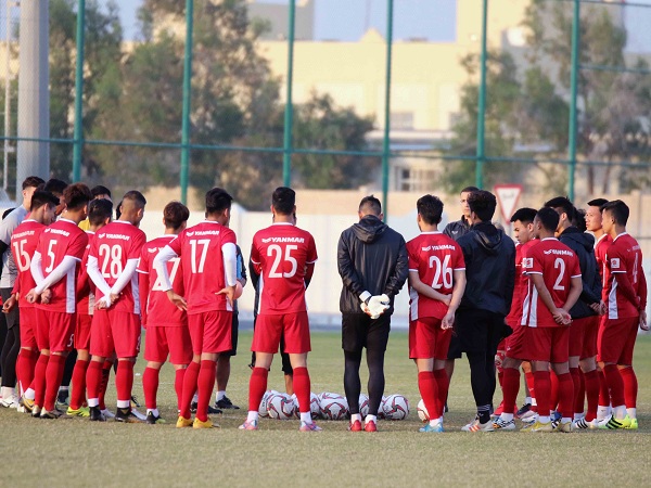 Nụ cười ngập tràn trong buổi tập đầu tiên của ĐTVN trên đất Qatar-2