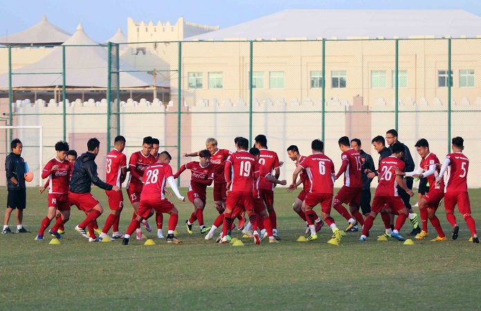 Nụ cười ngập tràn trong buổi tập đầu tiên của ĐTVN trên đất Qatar-4