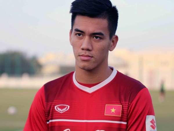 Nụ cười ngập tràn trong buổi tập đầu tiên của ĐTVN trên đất Qatar-13