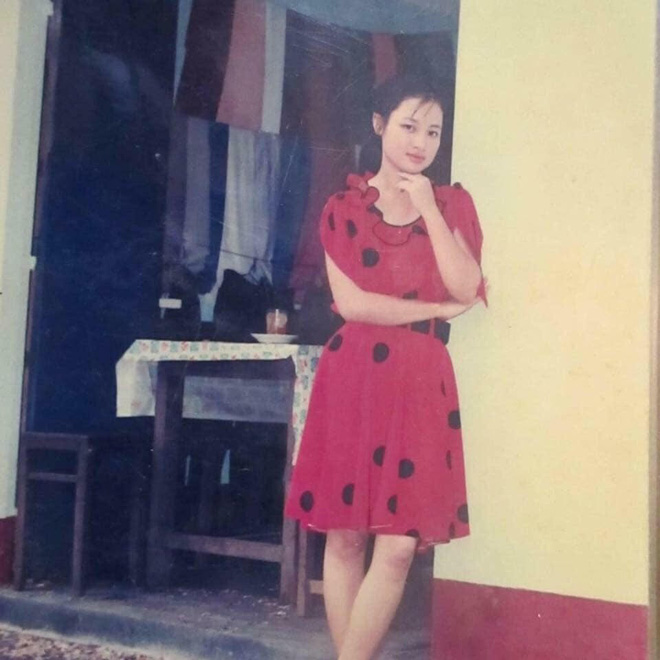 Bức ảnh thời trẻ của mẹ cô gái khiến dân mạng trầm trồ: Các hot girl bây giờ cũng phải chào thua-14