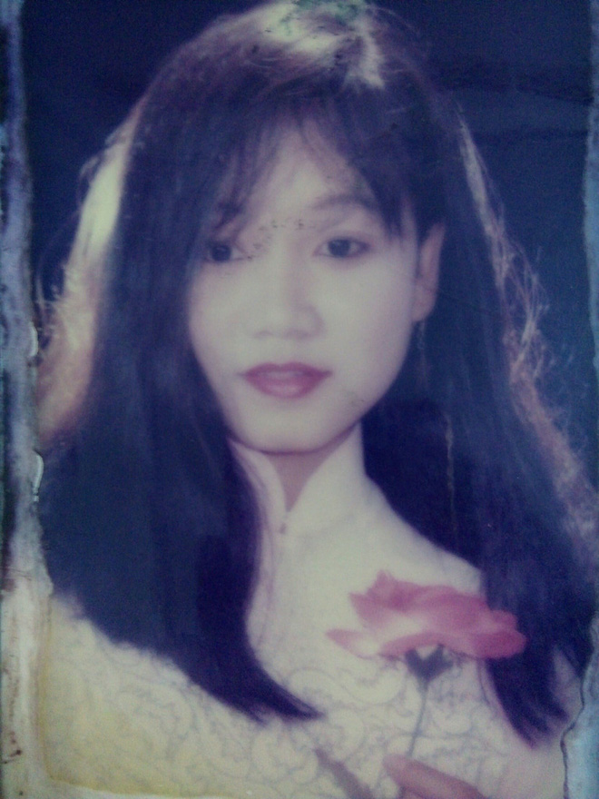 Bức ảnh thời trẻ của mẹ cô gái khiến dân mạng trầm trồ: Các hot girl bây giờ cũng phải chào thua-9