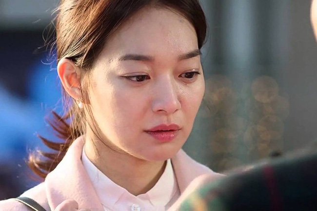 Muốn về ngoại dịp Tết Dương lịch, vợ trẻ nhận cái tát cháy mặt từ người chồng gia trưởng-2