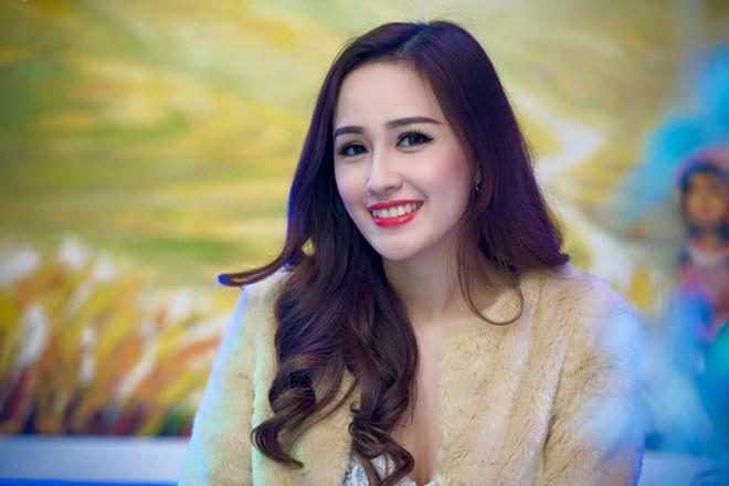 Mua áo khoác gần 300 triệu mà mãi mới có dịp để Mai Phương Thuý cho lên sóng!-8