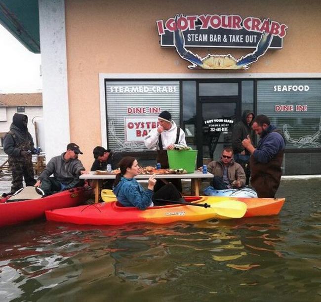 Bật cười với những con người thích chọc cười nhất năm 2018-4