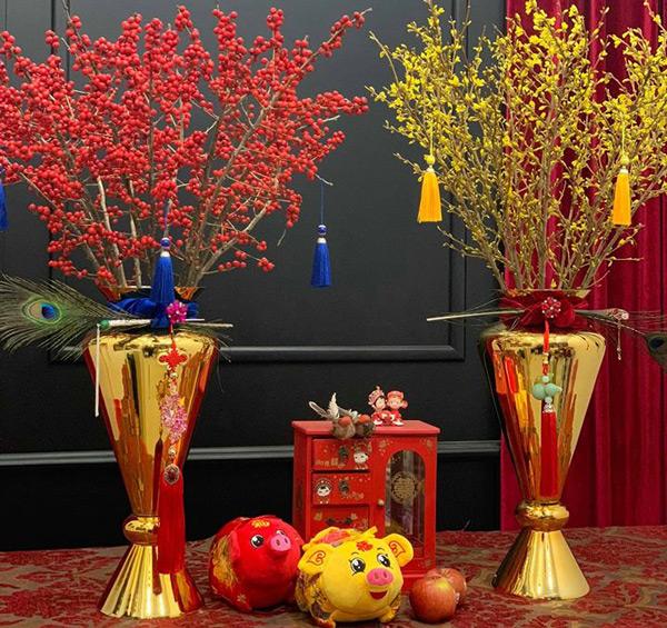 Kỳ lạ hoa đào đỏ au bán gần triệu đồng một cành dịp Tết Dương lịch-3