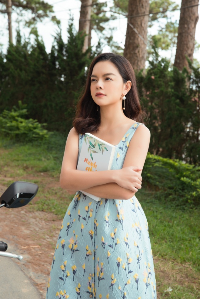 Phạm Quỳnh Anh lại đẹp mong manh giữa nơi sương khói mờ nhân ảnh-4