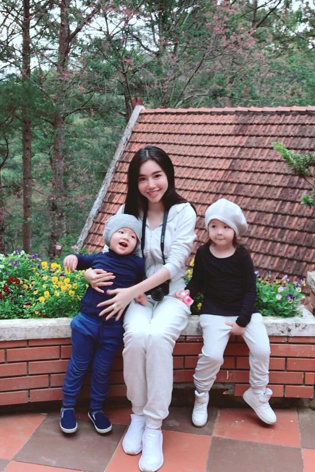 Không phải khi khoe thân, đây mới là khoảnh khắc Elly Trần khiến nhiều người ngưỡng mộ-3