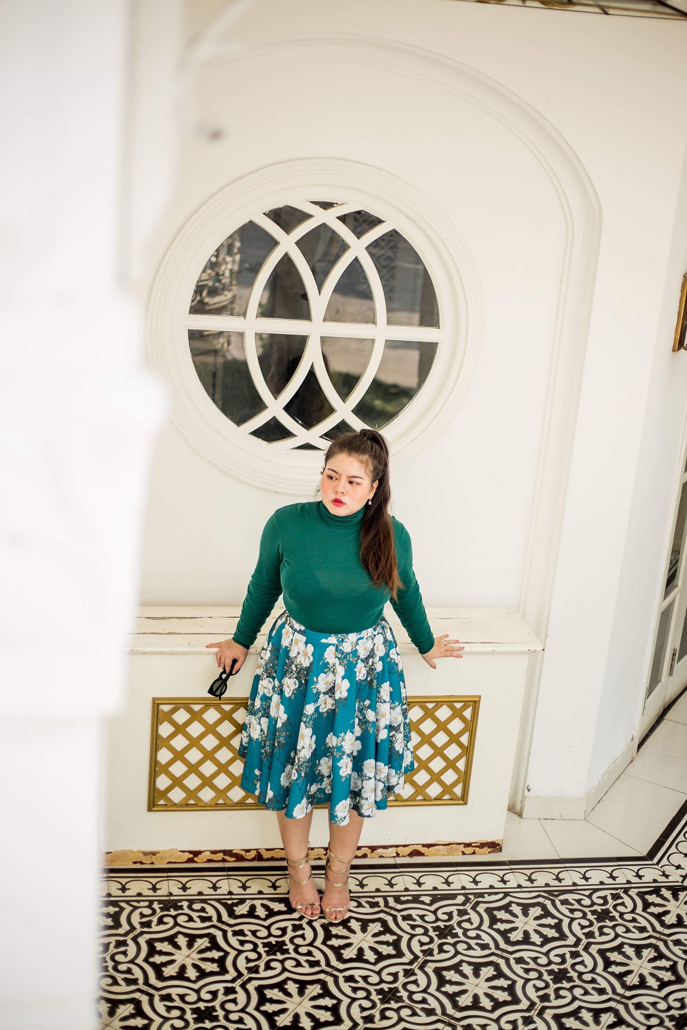 Tròn trịa đã sao, muốn mặc đẹp mùa lễ hội cuối năm hãy gặp ngay nàng thỏ Khánh Hà-1