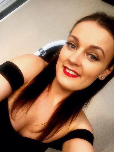 Hí hửng mở lò vi sóng, cô gái hứng trọn cú nổ kinh hoàng suýt mù mắt vì hành động nhiều người vô tư làm-3