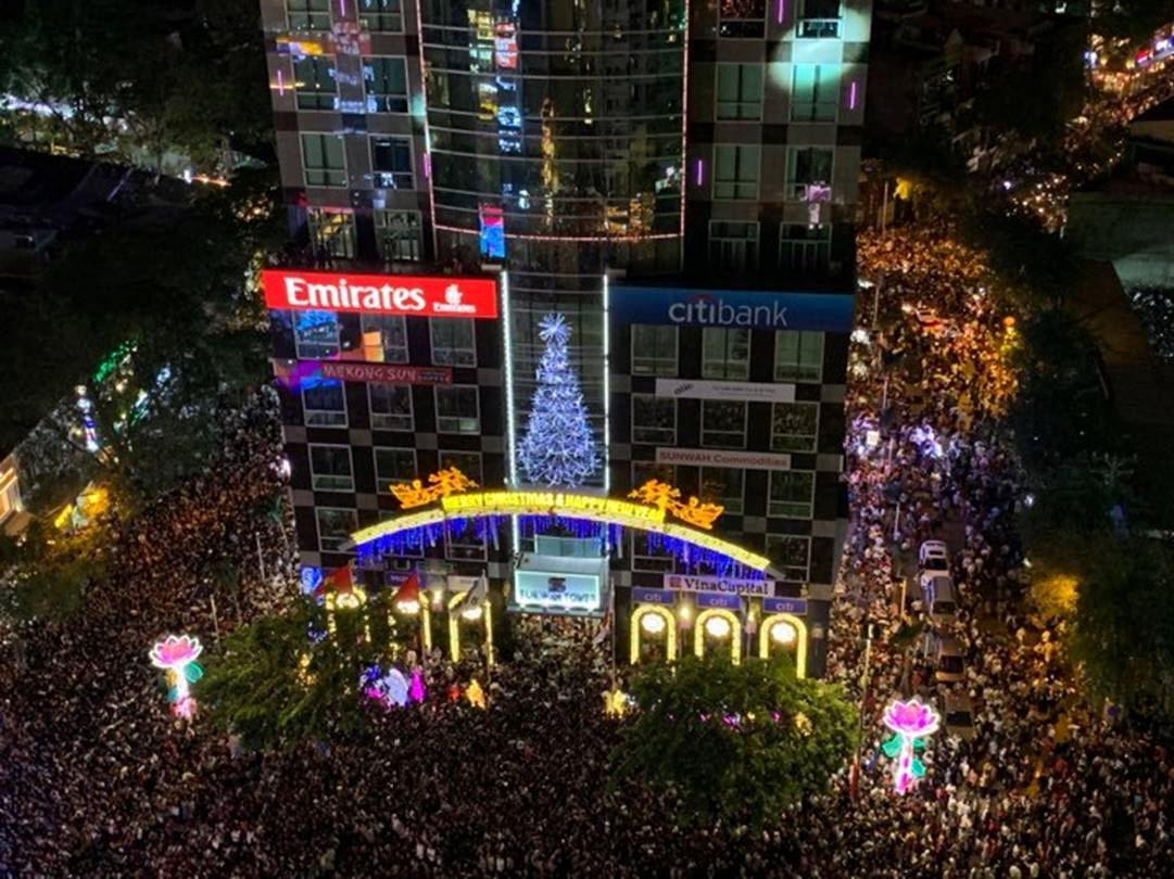 Rộn ràng đón năm mới 2019 khắp 3 miền-5
