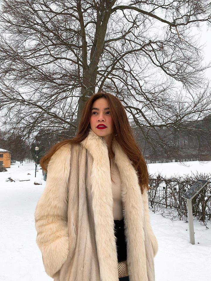 Ngắm BST áo lông xa hoa của Hồ Ngọc Hà, chiếc rẻ nhất có giá 90 triệu đồng-9