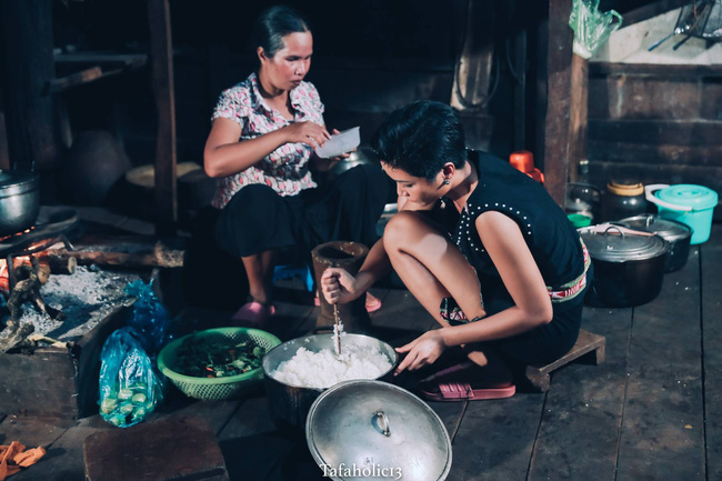 Hương Giang, Phương Khánh, HHen Niê: Những nàng Hậu da nâu, tóc tém và những chuẩn khác về cái Đẹp-7