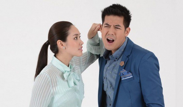 Bị vợ đuổi, chồng ngoan bỏ hẳn nhà đi chơi, ai ngờ sáng hôm sau nhìn sang người nằm cạnh mà chết điếng-1