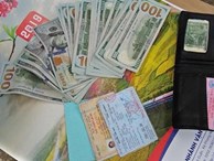 Một hành khách bỏ quên 3.000 USD trên tàu hỏa ngày cuối năm