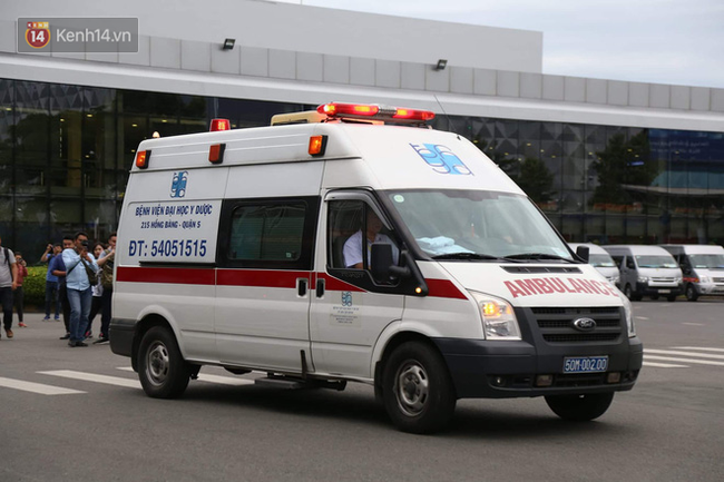 9 du khách Việt trong vụ nổ bom ở Ai Cập đã về đến sân bay Tân Sơn Nhất-2