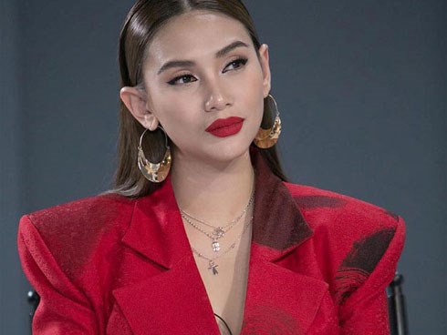 Võ Hoàng Yến giàu cỡ nào sau 12 năm sống thăng, trầm trong showbiz Việt?
