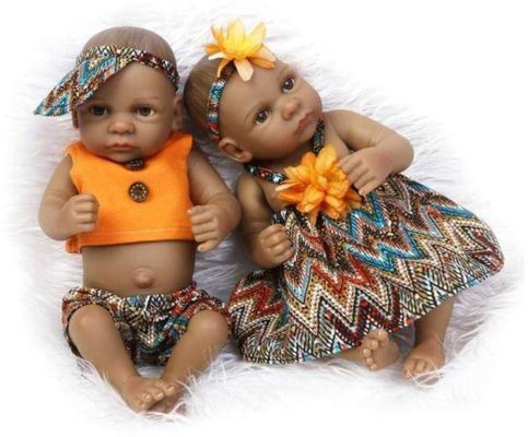 Đặt mua búp bê cho con gái, lúc nhận hàng, ông bố tá hỏa phát hiện điều bất thường ở vùng kín món đồ, quyết không đưa con chơi-2