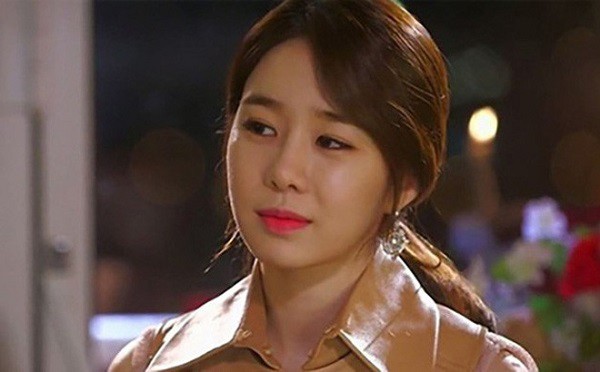 Con không có sữa mà uống chồng còn mua váy tặng bạn gái thân, cô vợ căm phẫn quyết định chơi lớn một lần-1