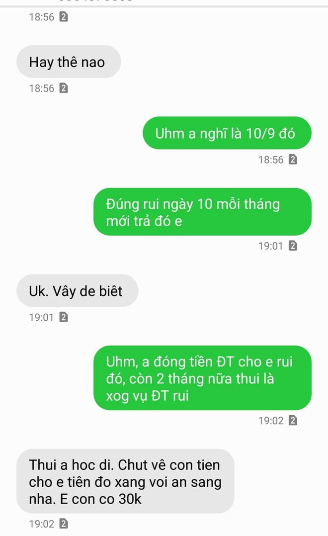 Cô gái bị tố đào mỏ người yêu suốt 2 năm rồi lén về quê... cưới chồng gây xôn xao-1