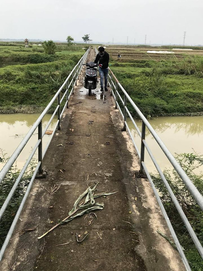 Tin tưởng vào Google Maps, người đàn ông suýt rơi xuống mương trong ngày đầu năm-2