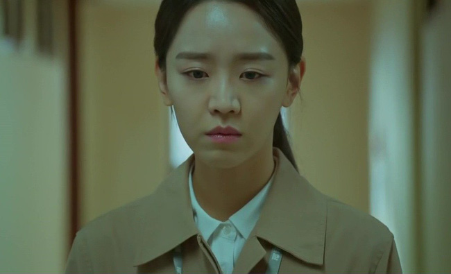 Chặt gà bị đứt tay, mẹ chồng lo lắng tới băng bó giúp nhưng câu nói sau cùng mới khiến nàng dâu bật khóc-1