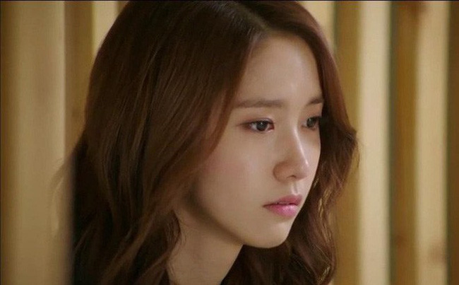 Chặt gà bị đứt tay, mẹ chồng lo lắng tới băng bó giúp nhưng câu nói sau cùng mới khiến nàng dâu bật khóc-2