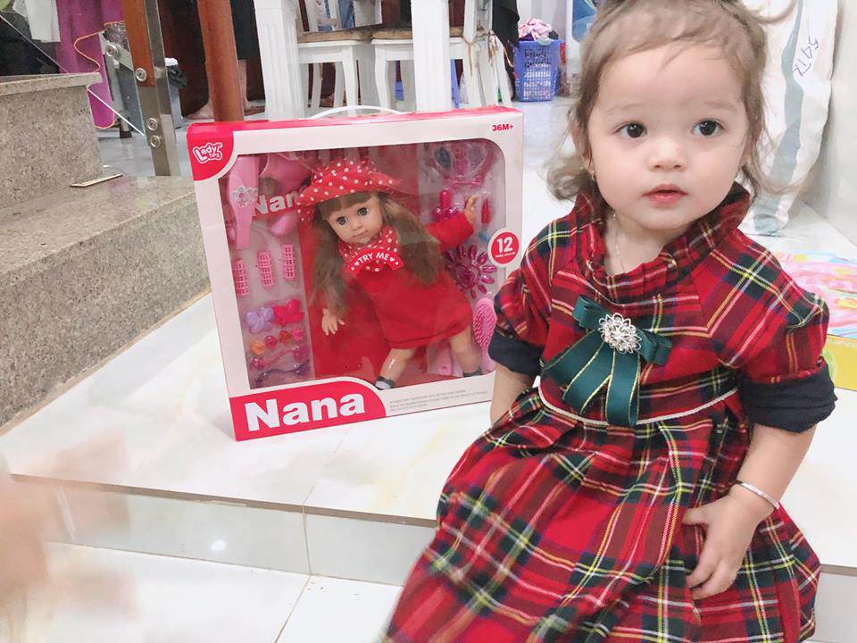 Cô gái Việt nhận lời yêu dù từng không ưa doanh nhân Canada, giờ lãi con gái lai cực xinh-7