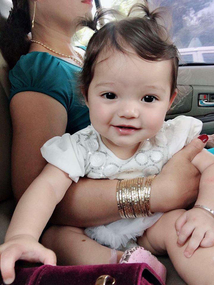 Cô gái Việt nhận lời yêu dù từng không ưa doanh nhân Canada, giờ lãi con gái lai cực xinh-2