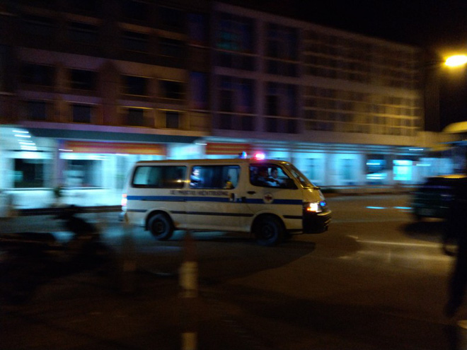 TNGT kinh hoàng ở Long An: Xé lòng phút đón thi thể nạn nhân-2