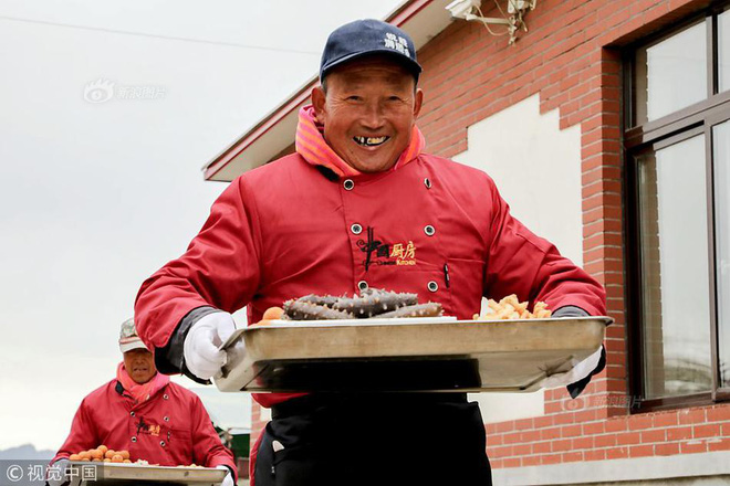 Choáng ngợp với cỗ cưới nhà quê: Phục vụ 1.500 người, bào ngư, hải sâm ai cũng có phần-5