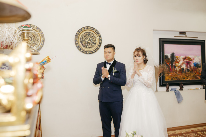 Hoa khôi bóng bàn Nguyễn Thị Nga về chung một nhà với cựu đội trưởng của Quang Hải, Đình Trọng-4