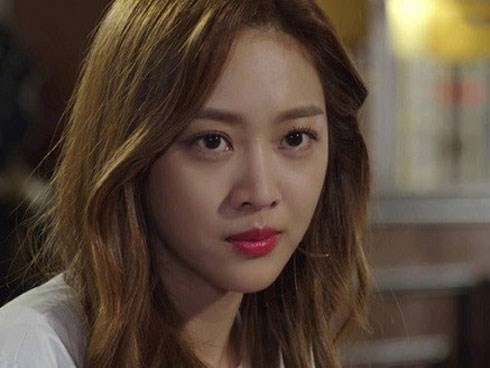 Chồng kinh ngạc khi gặp lại cô vợ 