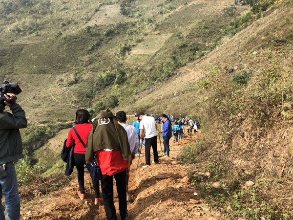 Eximbank tặng quà học sinh nghèo tỉnh Bắc Kạn-5