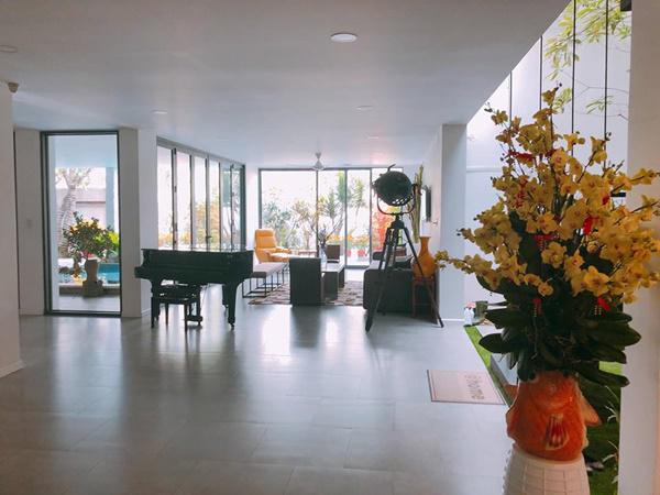 Cần gì Kim Lý, Cường Đôla...tự Hà Hồ cũng tậu được siêu” biệt thự, vượt hàng loạt mỹ nhân Vbiz-6